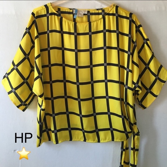 MICHAEL Michael Kors Tops - ♠️ MK GORGEOUS TOP ♣️